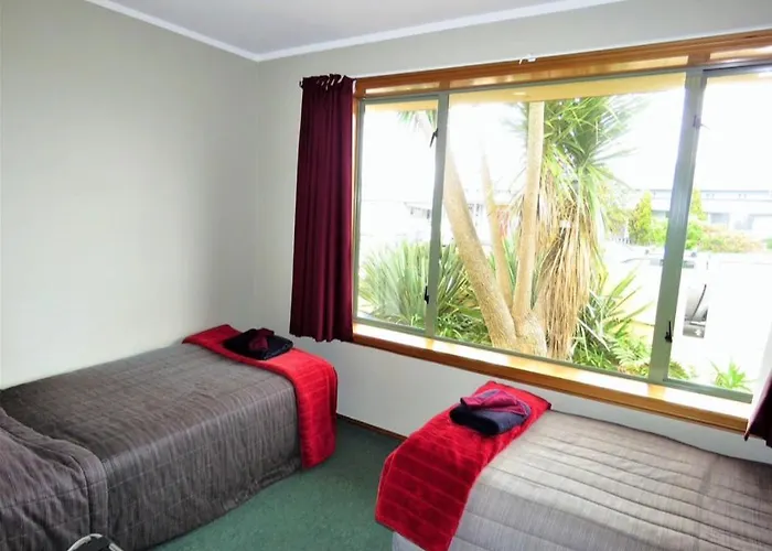 Palmcourt Motel